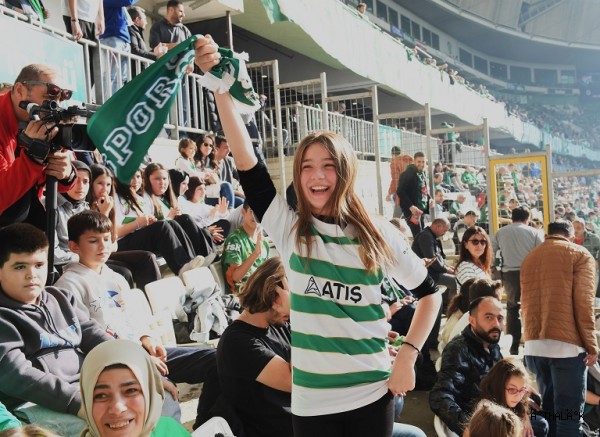 100 Çocuk İlk Kez Bursaspor Maçına Gitti 