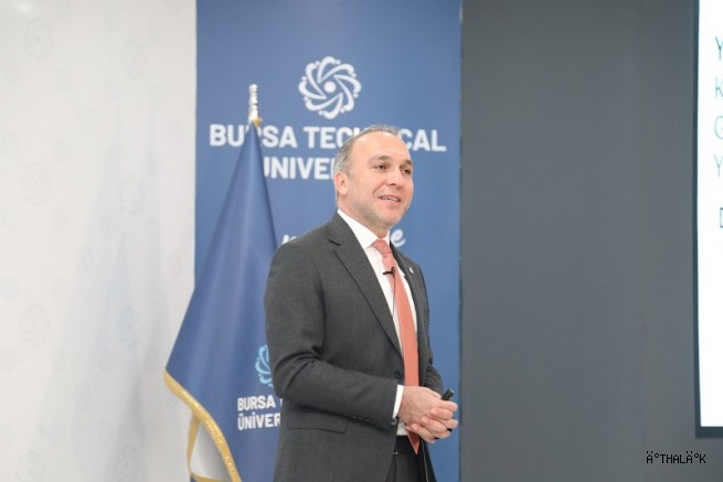 BTÜ’nün konuğu Yakup Arslan: Bağımsızlık Kendi Hikâyenizi Yazmakla Mümkündür 