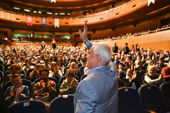 Bursa Büyükşehir Belediye Başkanı  Mustafa Bozbey'e Gözaltı