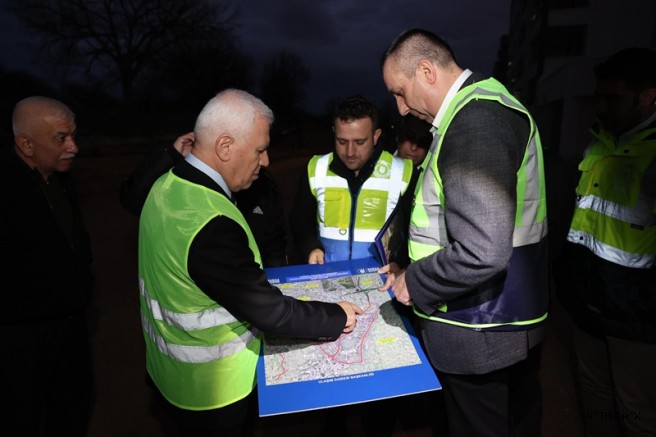 Bursa Büyükşehir Gece Gündüz Sahada