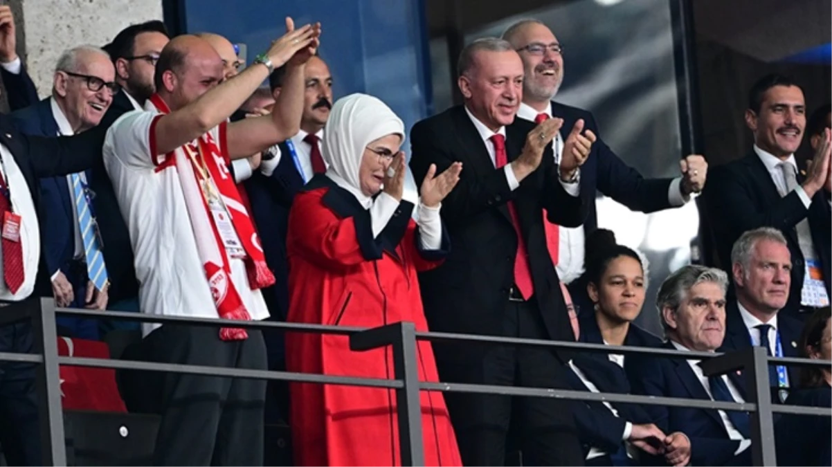 Cumhurbaşkanı Erdoğan, Samet Akaydin'in Golüne Böyle Sevindi