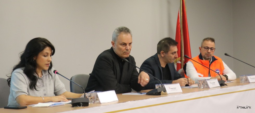 Deprem Gerçeği Mimarlar  Odasında Masaya Yatırıldı 