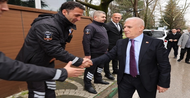 Başkan Bozbey, BUSKİ Personeliyle Bayramlaştı