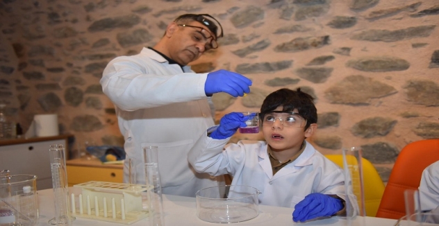 Molla Yegan Çocuk Üniversitesi'ne Yoğun İlgi