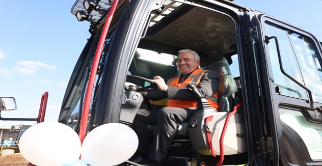 Nilüfer Belediyesi Sahadaki Gücünü Yeni Yatırımlarla Artırıyor