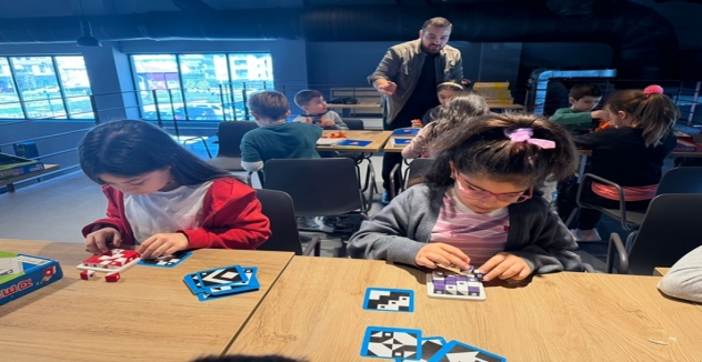 Nilüfer’de ara tatilde “Çocuklar Depoda”