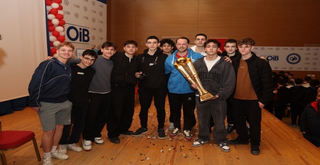 Nilüferli Hentbolcular Gençlerle Buluştu