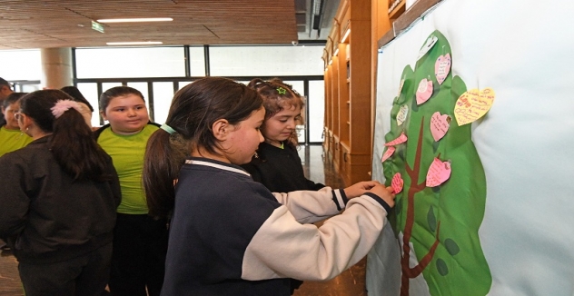 Osmangazi’de “İyileştiren Kalpler” Çocukların Yüreğine Dokundu