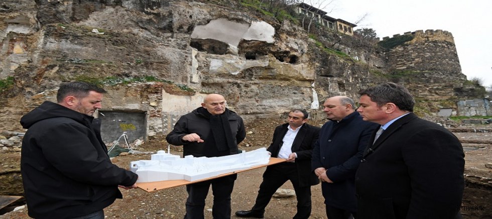 Başkan Aydın Hisar’da Tarihe Sahip Çıkıyor