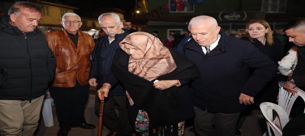 Başkan Bozbey Komşularıyla İftar Yaptı