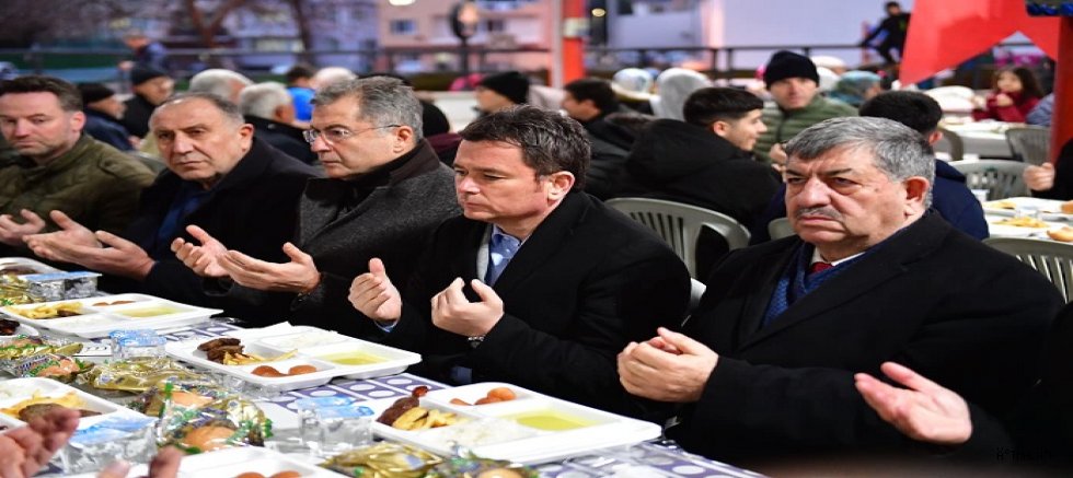 Başkan Erkan Aydın Panayır’da Vatandaşlarla Gönül Sofrasında Buluştu