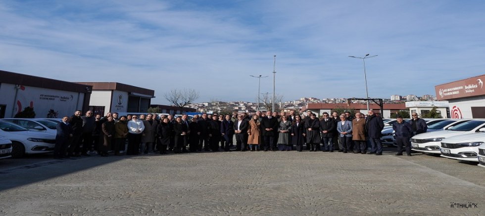 Beylikdüzü Belediyesi Ramazan'da İhtiyaç Sahibi Ailelerin Yanında 