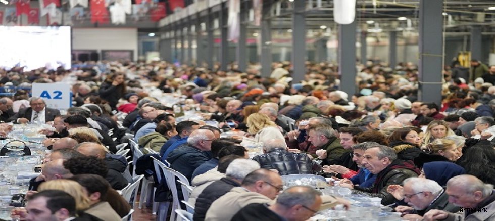 Beylikdüzü Hayırlı İftar Sofrası 11'inci Kez Kuruldu