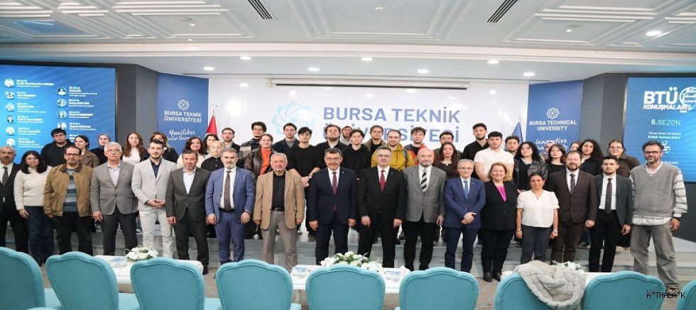 BTÜ Konuşmaları’nda Küresel Riskler ve Yükseköğretimin Geleceği Ele Alındı