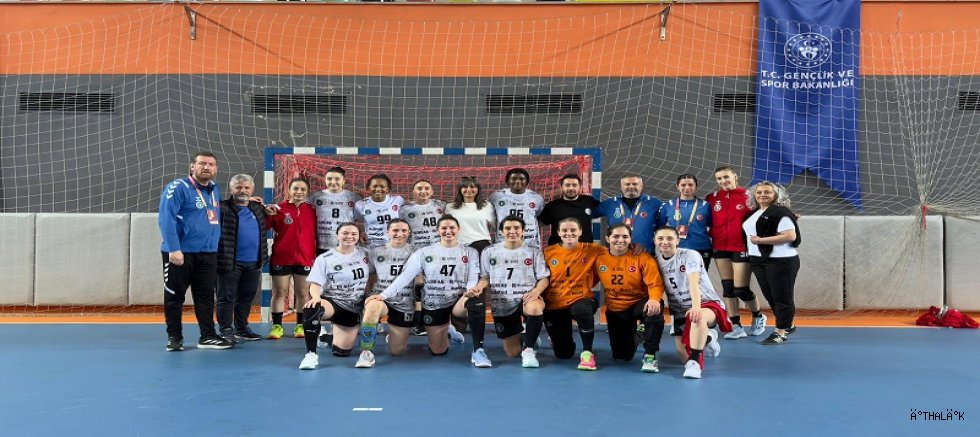 Bursa Büyükşehir Belediyespor Zorlanmadan Kazandı