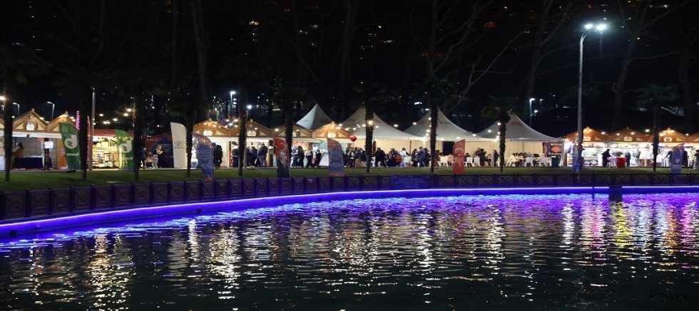 Büyükşehir'in Ramazan Meydanı'nda Her Yer Işıl Işıl