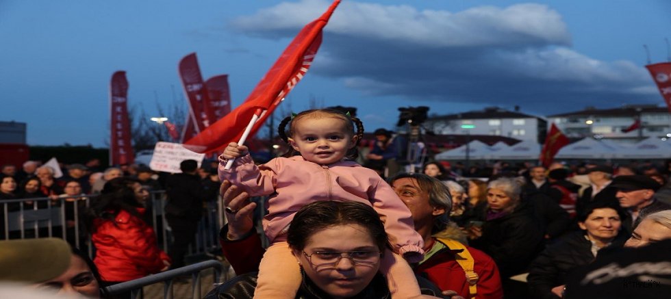 CHP Bursa Örgütleri. Başkan Bozbey Görevinin Başına Gelene Kadar Mücadeleye Devam Diyor
