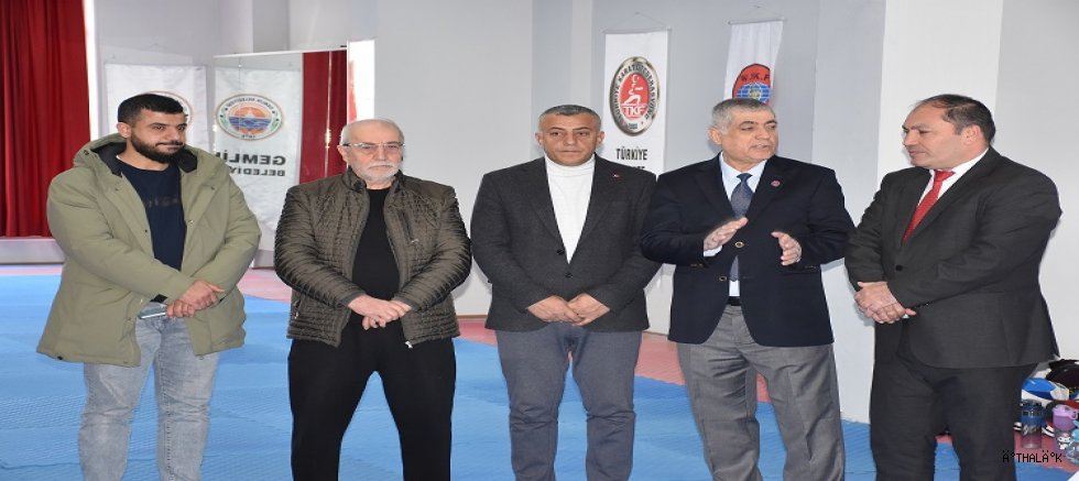 Gemlik Belediye Spor Kulübü'nde Kuşak Töreni Coşkusu