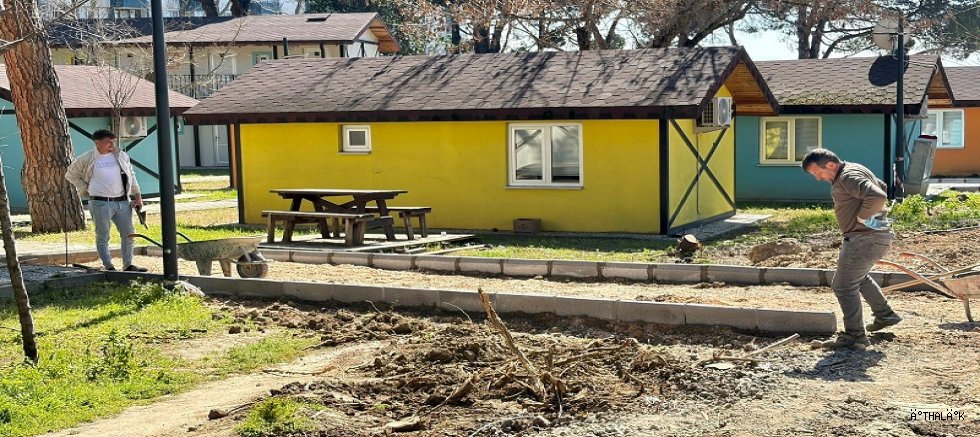 Gemlik’te Yollara Asfalt ve Taş Parke