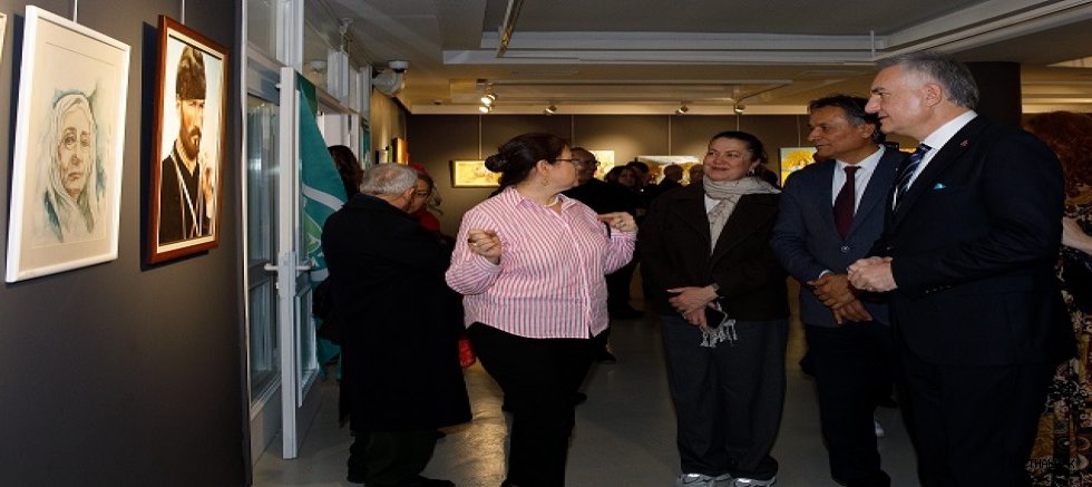 Kadınların Işığı Tuvalde Hayat Buldu