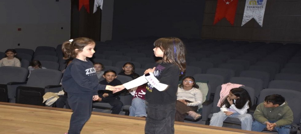 Karacabey Belediyesi Çocuk Tiyatro Ekibi Kuruldu 