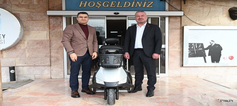 Karacabey Belediyesi'ne Anlamlı Bağış