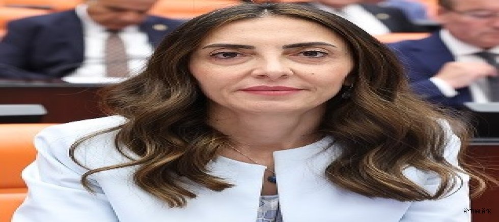 Nurhayat Altaca Kayışoğlu: Staj ve Çıraklık Süreleri  Emeklilikten Sayılmalı