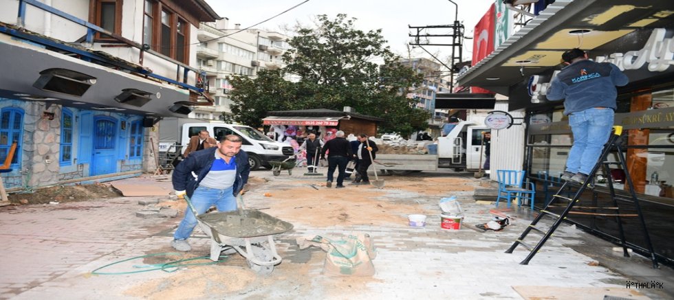 Osmangazi Belediyesi, Arap Şükrü Sokağı’nı Tarihi Kimliğine Kavuşturuyor
