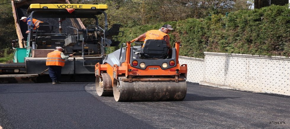 Osmangazi’de Asfaltlama Çalışmaları Hız Kesmeden Devam Ediyor