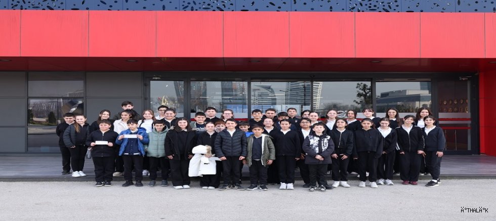 Osmangazi’de Öğrenciler Uzay ve Havacılığı Keşfetti