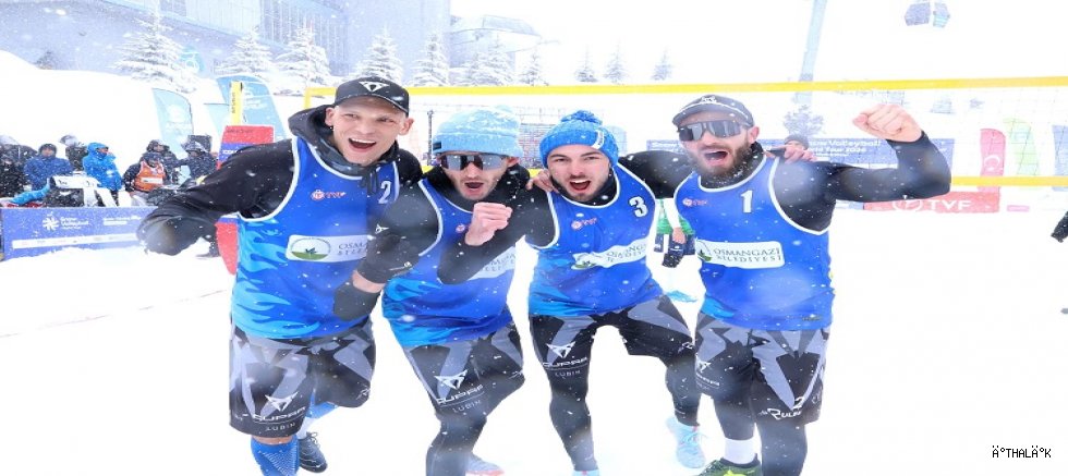 Osmangazi’den Uludağ’da Nefes Kesen Kar Voleybolu Şöleni 