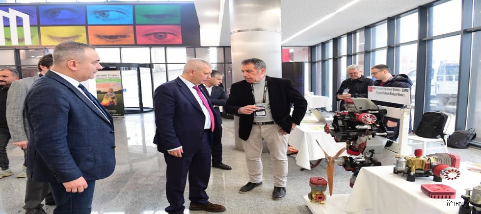 Osmangazi Girişimcilik Zirvesi Geleceğe Işık Tuttu