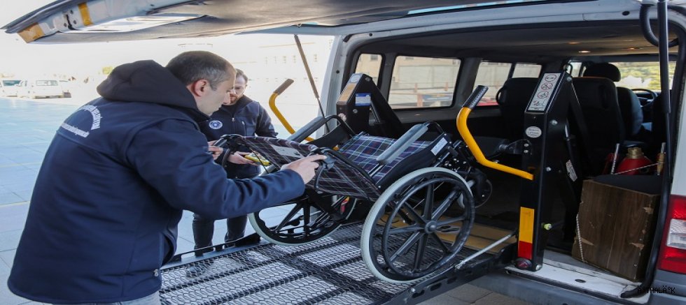 Özel Gereksinimli Bireylere Hayati Destek