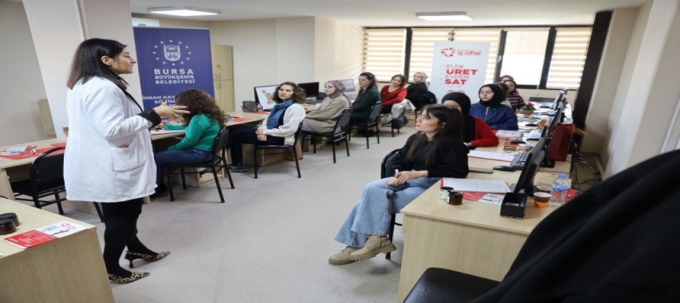 Üreten Kadınlara Büyükşehir Desteği