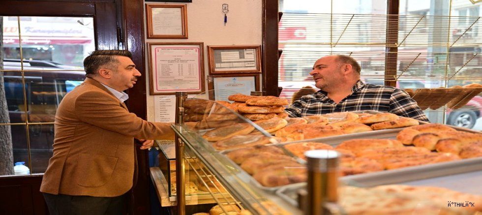  Yılmaz, Esnaf ve Vatandaşlarla Bir Araya Geldi.