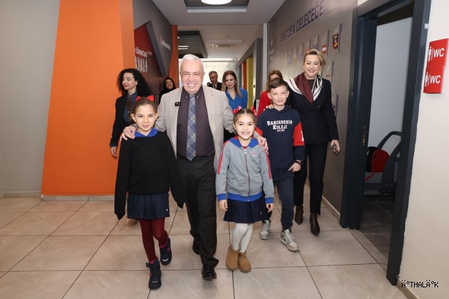 Minik İpek Davet Etti, Başkan Şadi Özdemir Kırmadı