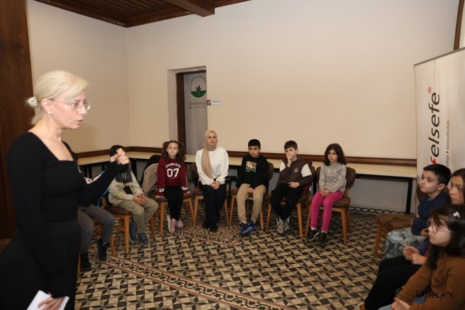 Osmangazi’de Çocuklar Felsefe Atölyesi İle Düşünsel Yolculuğa Çıktı