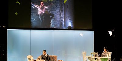 'Adiller’ Seyircisiyle Buluştu