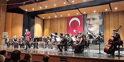 Atatürk Müzikle Anıldı