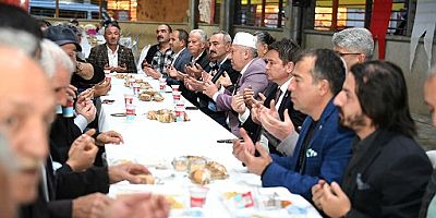 Başkan Aydın Bin Kişiyle Aynı anda iftar Açtı