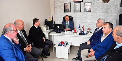 Başkan Aydın’ın Cuma Durağı Emek Mahallesi Oldu