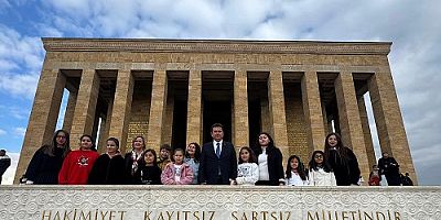 Başkan Aydın, Osmangazili Çocuklar ile Ata’nın Huzurunda