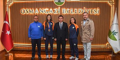 Başkan Aydın Şampiyon Sporcuları Ağırladı