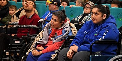 Başkan Erkan Aydın Engelleri Sevgiyle Aştı 