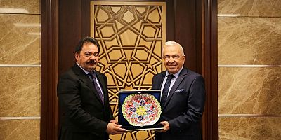 Başkan Şadi Özdemir'den Emniyet Müdürü Gökce'ye Hayırlı Olsun Ziyareti