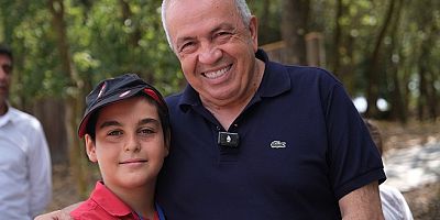 Başkan Şadi Özdemir, Nilüfer Doğa ve Bilim Yaz Okulu’ndaki Öğrencilerle Buluştu 