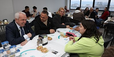 Başkan Şadi Özdemir, Vatandaşlarla İftarda Buluştu