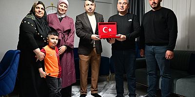 Başkan Yılmaz'dan Şehit Ailesine Ziyaret