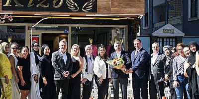 Başkan Yılmaz Üreten Kadınlarla Buluştu