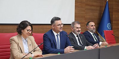 BTÜ’de Rektör-Öğrenci Buluşmaları Devam Ediyor